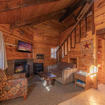 Forest Cabin 4 Cowboys Dream بايسون المظهر الخارجي الصورة