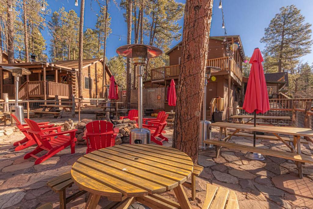 Forest Cabin 4 Cowboys Dream بايسون المظهر الخارجي الصورة
